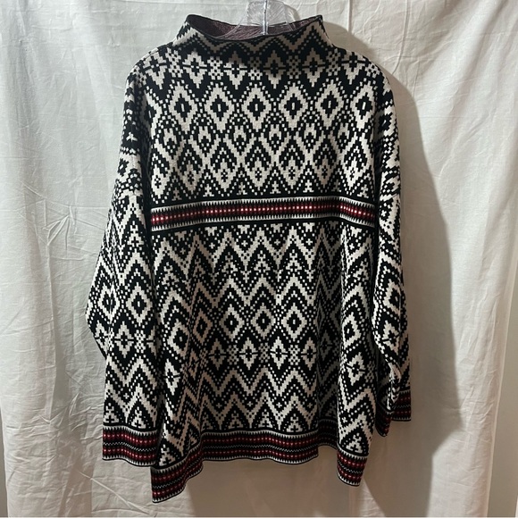 Tahari Women’s Aztec Print Sweater Black, White & Red Size 2X - Picture 1 of 8